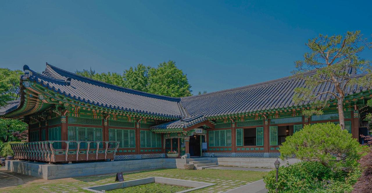 Mayfield Seoul